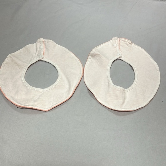 Peach Baby Bibs with Cute Animal Designs - Picture 3 of 3